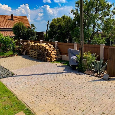 Casamia4U Villa Alsoors Luaran gambar