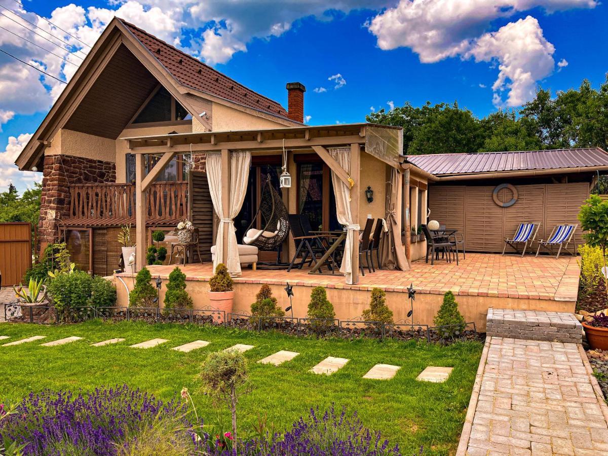 Casamia4U Villa Alsoors Luaran gambar